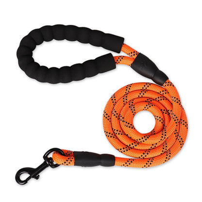 SeasonSpan™ Classic Comfort Dog Leash